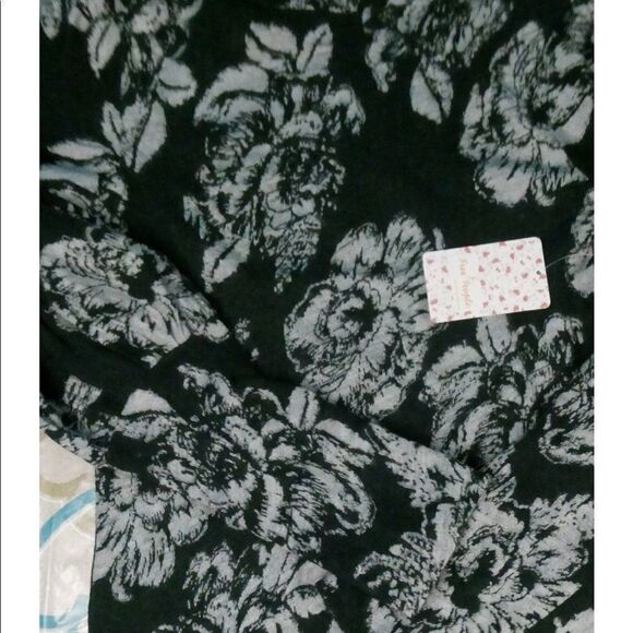 Free People Green floral sweater dress - Picture 3 of 10